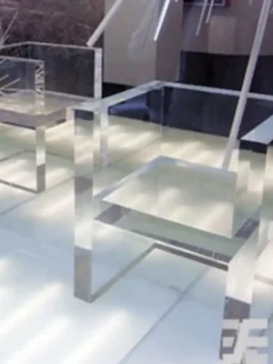 Arquitectura y decoración de exteriores en metacrilato