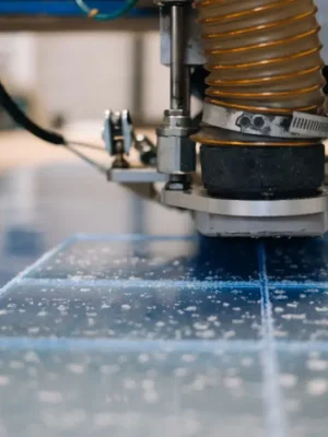 Corte a medida de metacrilato en Madrid