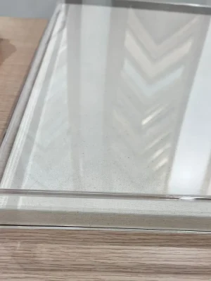 Expositores a medida en metacrilato transparente