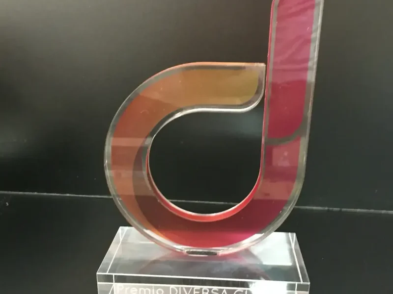 Grabado personalizado en metacrilato