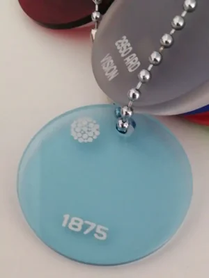 Obsequios y regalos de empresa en metacrilato