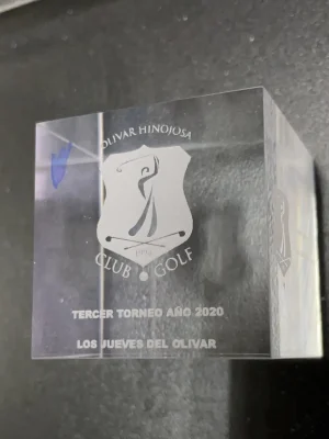 Placas conmemorativas transparentes en metacrilato