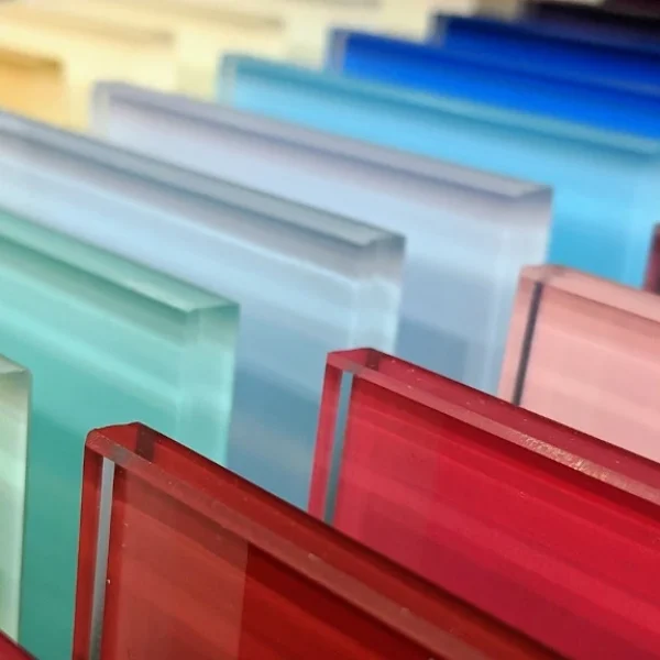 Metacrilato un material ecológico y sostenible Metacrilato como material ecológico con propiedades sostenibles y reciclables