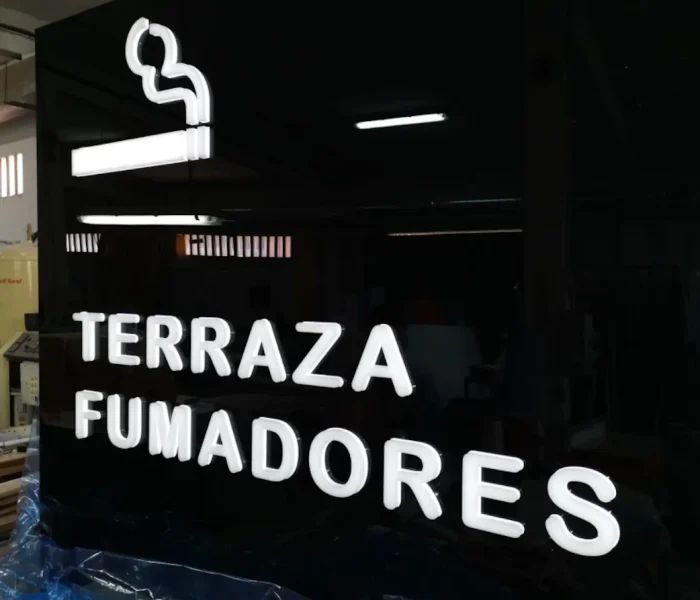 Señalética de metacrilato