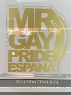 Trofeos y premios de metacrilato en Madrid