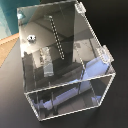 Urna personalizadas de metacrilato para votaciones y sorteos